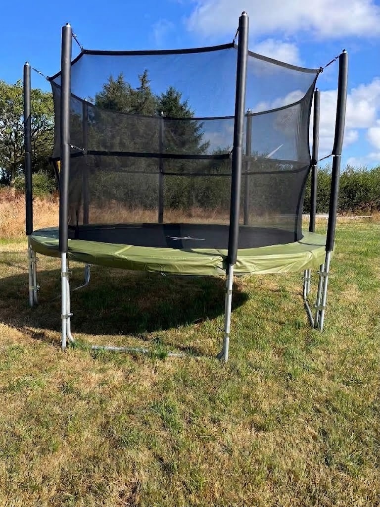 Super Tramp Fun Bouncer Trampoline Photo of Super Tramp Fun Bouncer Trampoline